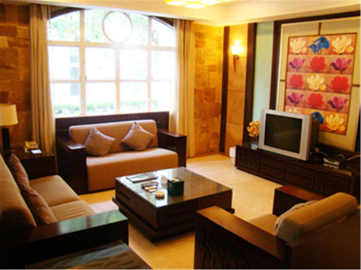 Clifford Golden Lake Hotel Foshan Exteriör bild