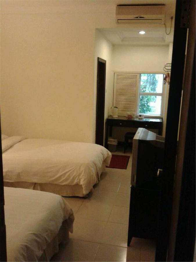Clifford Golden Lake Hotel Foshan Exteriör bild